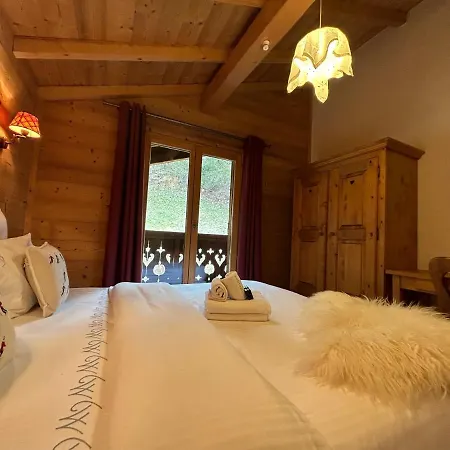 Adonis - Montriond, Morzine, Avoriaz