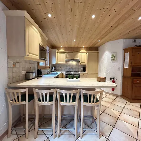 Adonis - Montriond, Morzine, Avoriaz Chalet *