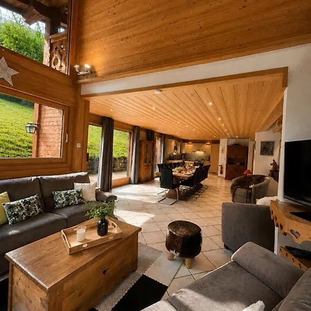 Adonis - Montriond, Morzine, Avoriaz * Montriond
